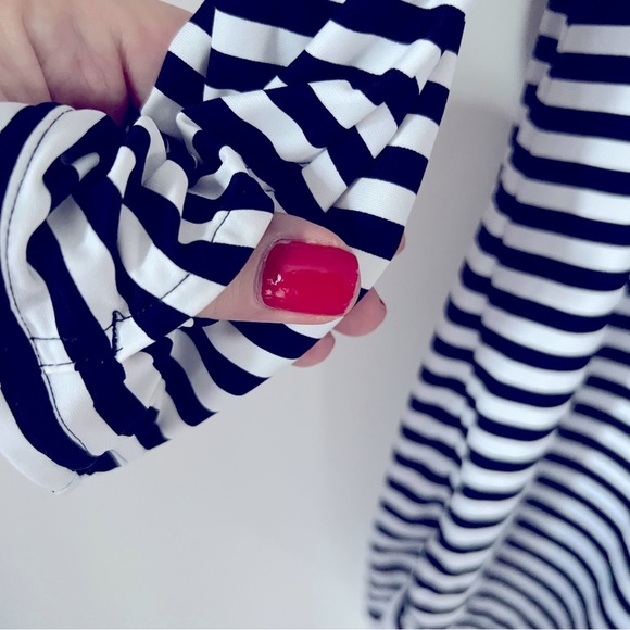 Coolibar Seacoast Swim Cover-Up Hooded Dress Black & White Stripe Beachy Coastal - Picture 8 of 16